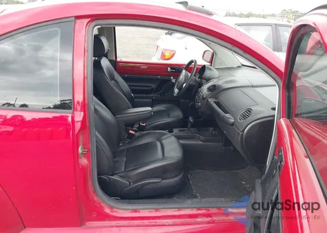 2007 Volkswagen New Beetle 2.5 z USA, uszkodzony, nr VIN 3VWRW31C77M521978